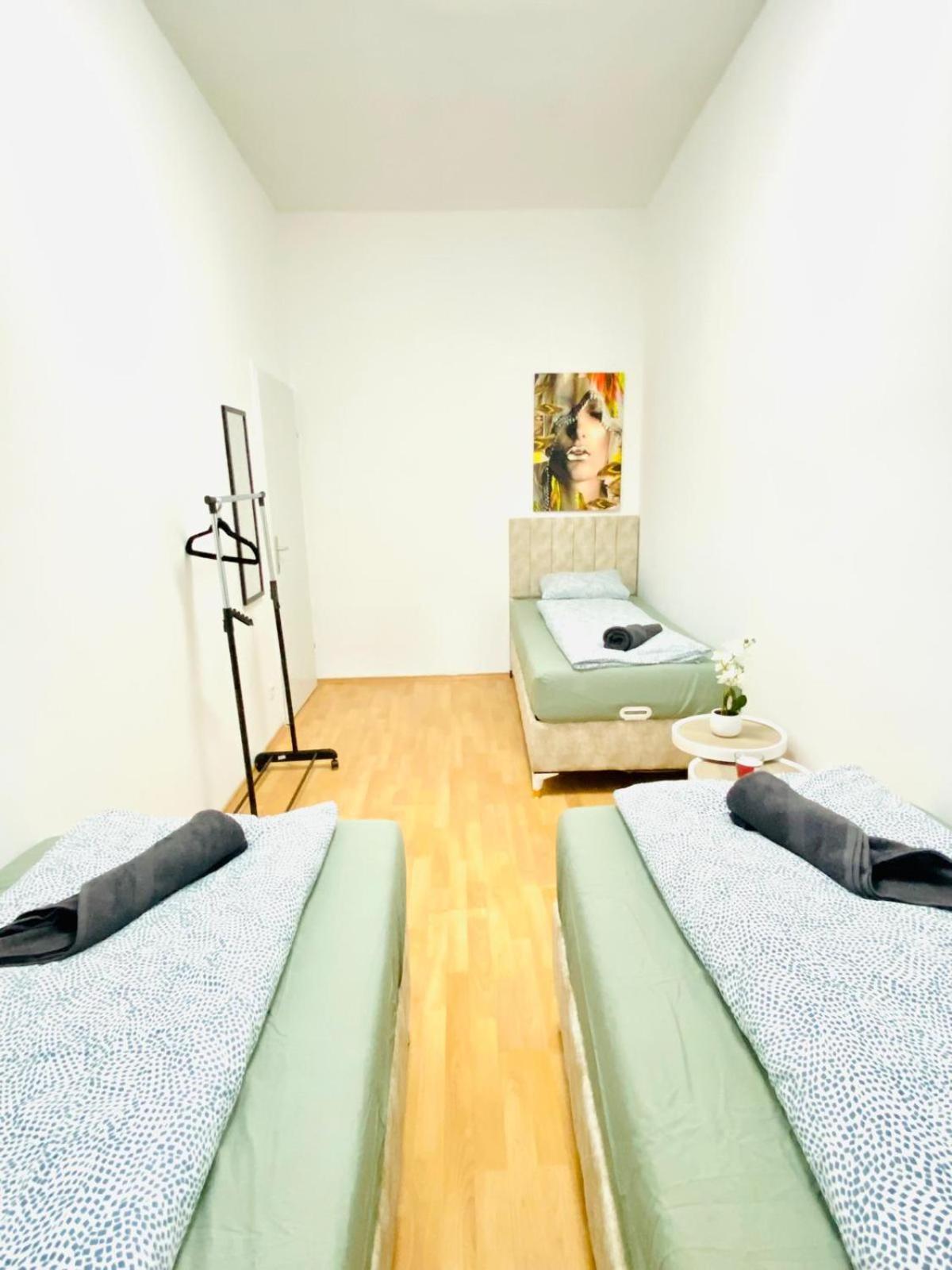 Bright 5Br Shared Apartment W Great Transport Link Вена Экстерьер фото