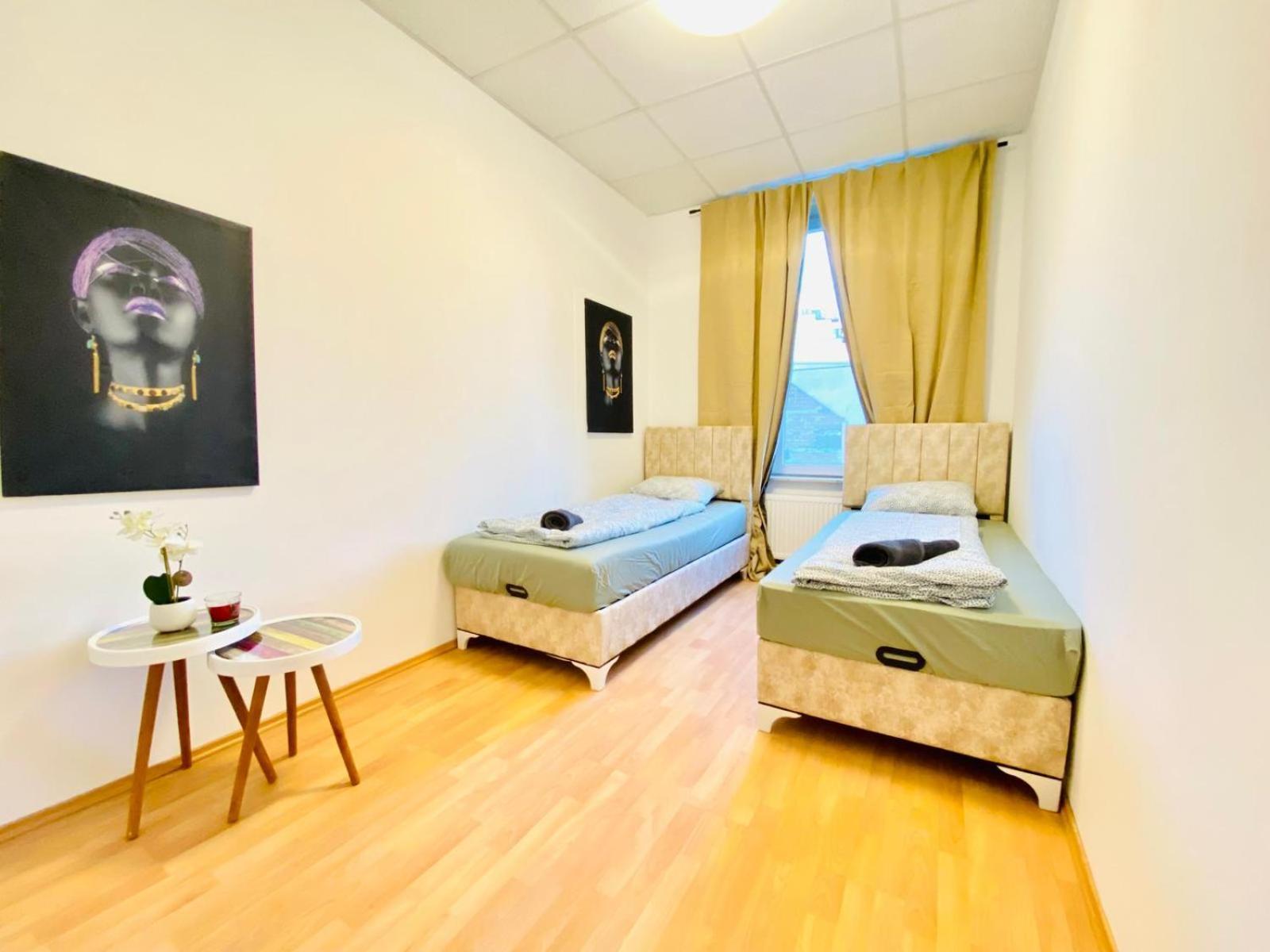 Bright 5Br Shared Apartment W Great Transport Link Вена Экстерьер фото