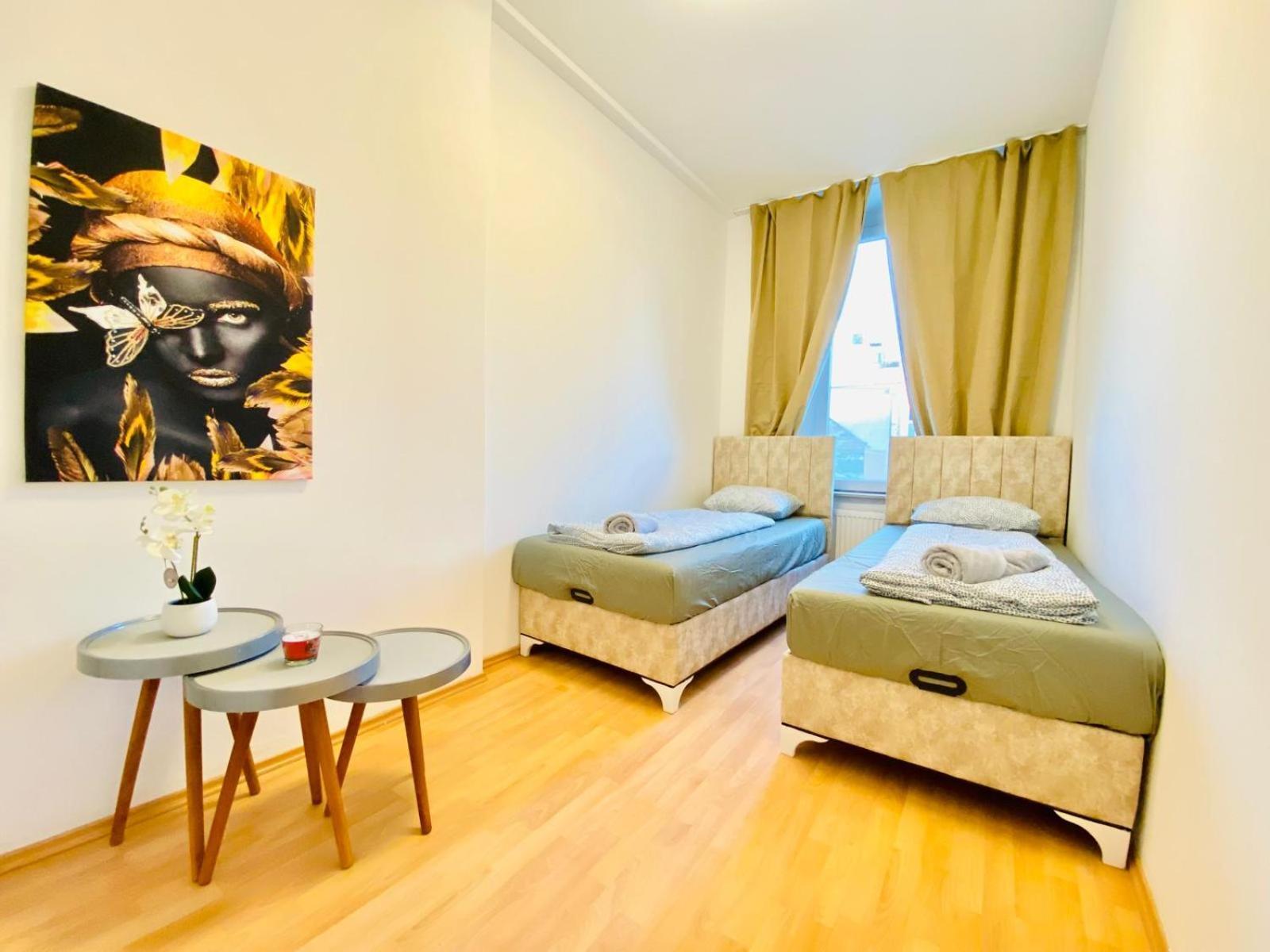 Bright 5Br Shared Apartment W Great Transport Link Вена Экстерьер фото