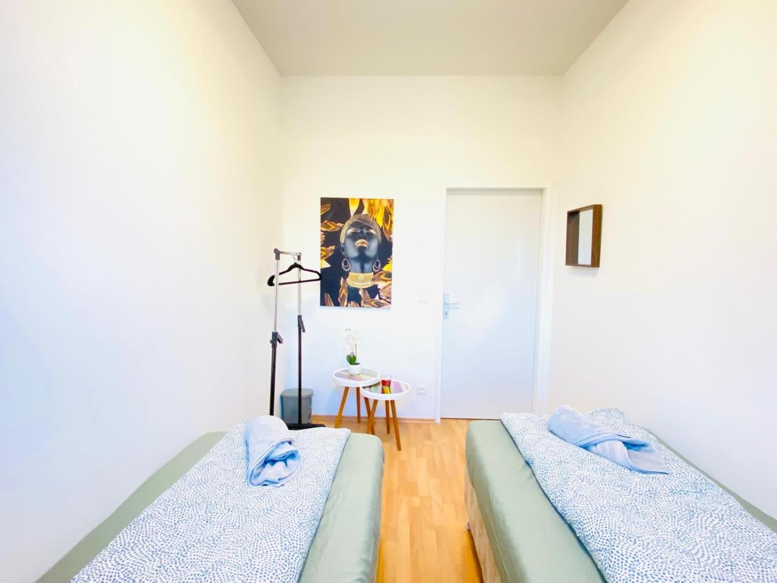 Bright 5Br Shared Apartment W Great Transport Link Вена Экстерьер фото